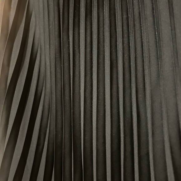 J Crew Accordian Pleated Black Womens Skirt Size XXS - Picture 3 of 3